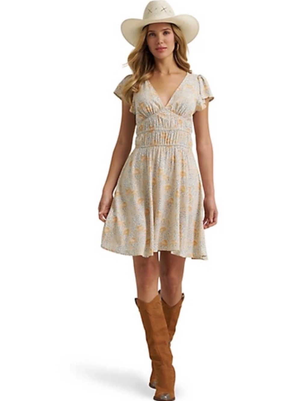 Wrangler Retro Women’s Dress in Cream and Tan Floral